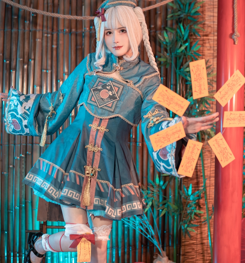 鹿八岁合集：尺度作品收藏，黑暗护士系列，百度ED2K火爆热卖