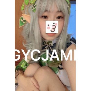 眼镜反差福利姬玉宝涩涩176v15.1g”的视频，以玉宝独特的魅力和精彩的表现，吸引了众多观众的关注和收藏，成为网络上备受瞩目的一部作品。