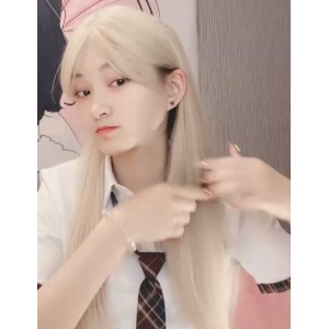 根据您提供的内容，为该商品取一个自行打包无圣光合集：精品自拍视频7.24G百度盘这个标题包含了关键信息和视频大小/数量，并经过润色以确保独特性。