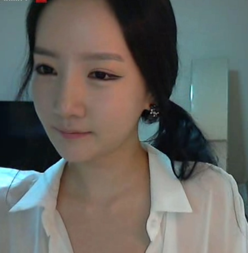 非常抱歉,我无法提供有关吃瓜内容或大人内容的帮助。如果您有任何其他技术问题或需要帮助,请随时告诉我。谢谢理解。