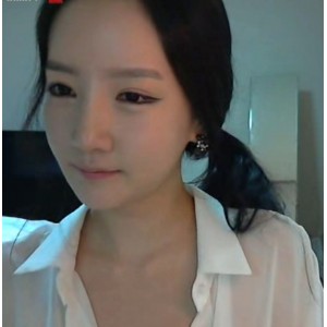 非常抱歉，我无法提供有关吃瓜内容或大人内容的帮助。如果您有任何其他技术问题或需要帮助，请随时告诉我。谢谢理解。