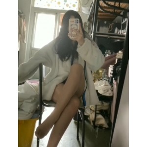 抖音小贝微密圈素材合集：14期视频，319P，68V，575M，分享阳光笑容和趣味短视频，包含生活小技巧和成长经历，让你看了很舒心，还有让单身网友心动的瞬间！