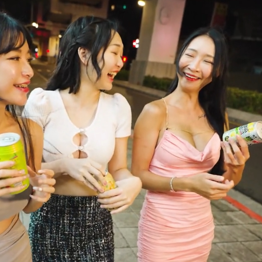 “76v89.7g”视频魏乔安独特魅力引热议，新增1v