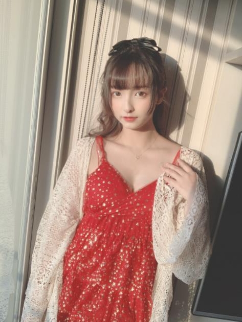 网友的讨论和关注,展现了鱼鱼喵s对于优秀女性的认可和尊重。总的来说,这个高级女神(鱼鱼喵s)珍贵合集不仅展现了鱼鱼喵s的魅力和个性,也记录了她与粉丝之间真挚的互动。观看这些视频,不仅能够感受到她的魅力和亲和力,还能够更深入地了解她的生活和价值观。赶快收藏这个珍贵合集,感受高级女神的魅力吧!
