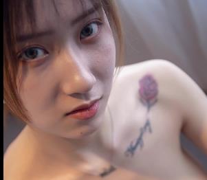 明星级别颜值模特儿作品：124张图集+1分钟视频，白嫩美惊艳推荐