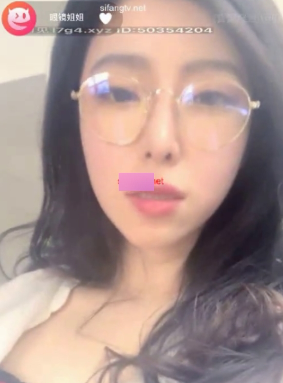 风韵眼镜姐姐最新合集22V9.2G，诱惑聊天表演，按需下载