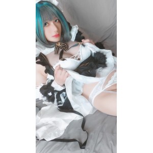 小哀优质TS诱惑珍藏19部8.3G推特必收