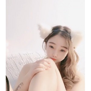 百度/115小耳朵呀纤细美女资源14V16.7G透白衫湿身露轮廓