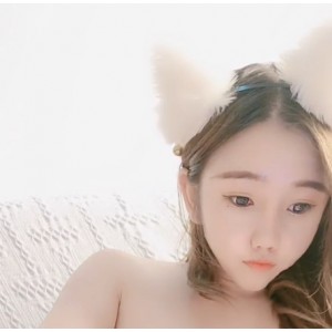 百度/115小耳朵呀纤细美女资源14V16.7G透白衫湿身露轮廓