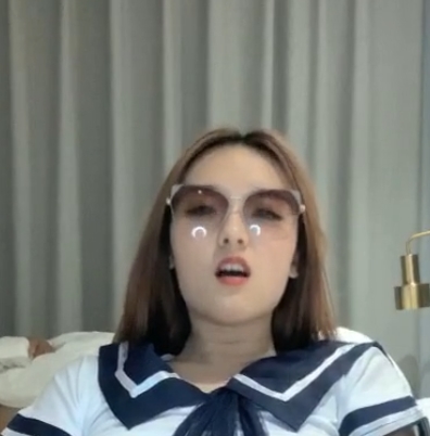 小艾小姐00后兄妹互动视频合集53G补档火热