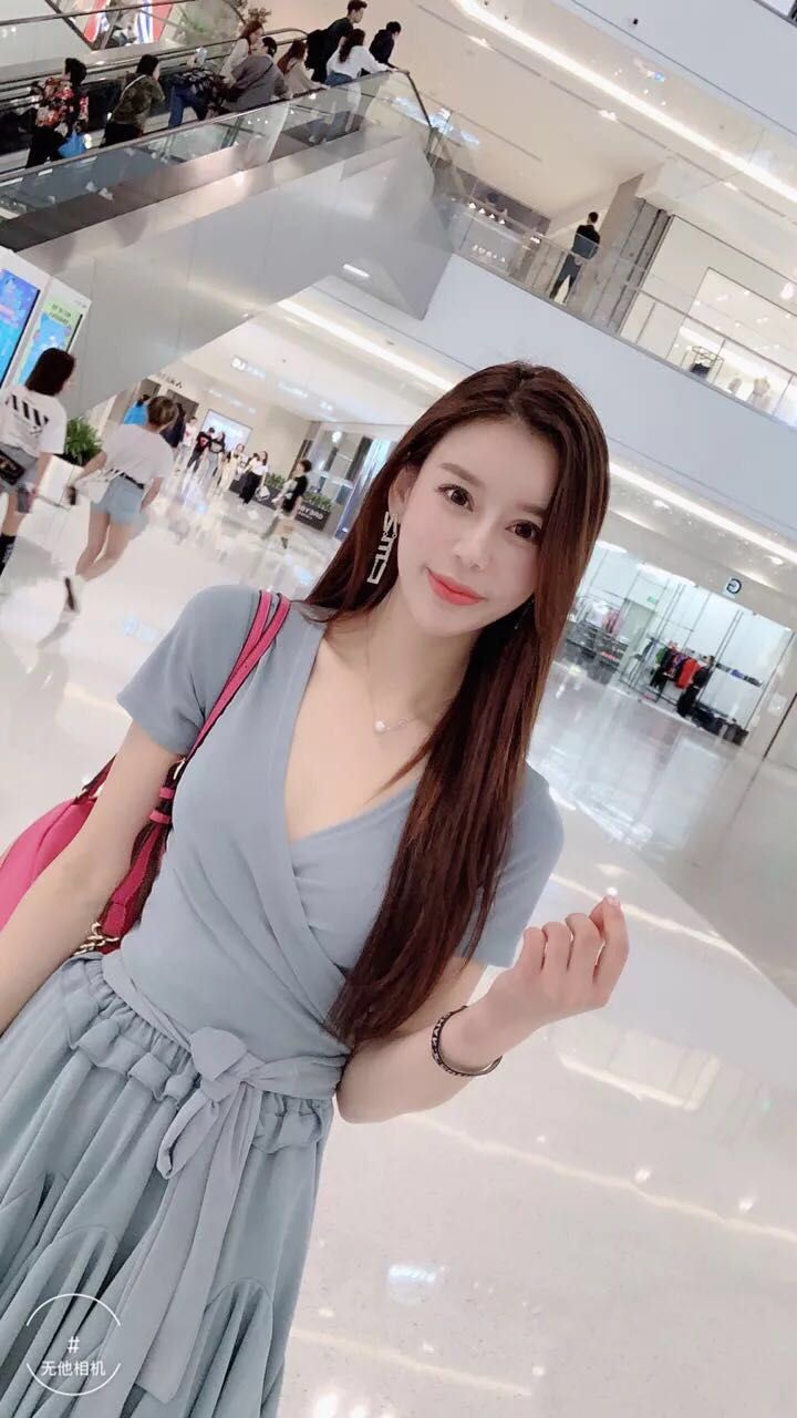 INS小柔私拍门视频1.72G177部太诱人