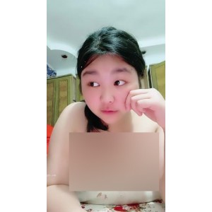 自拍童颜坦克少女合集17部20.4G揉捏实录太顶了