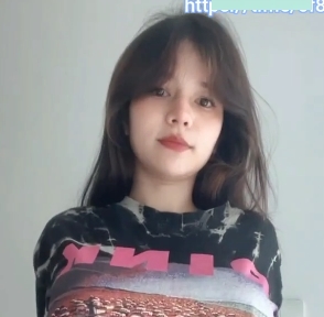 蜜桃小乖主播珍藏合集40V4.57G汁液横流