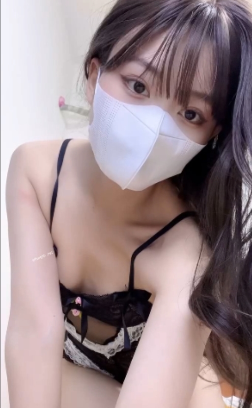 桃子taotao7481推特御姐风36部3.87G美腿合集