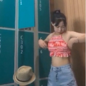 推特李露宿舍拍摄优质闺蜜视频137部37G