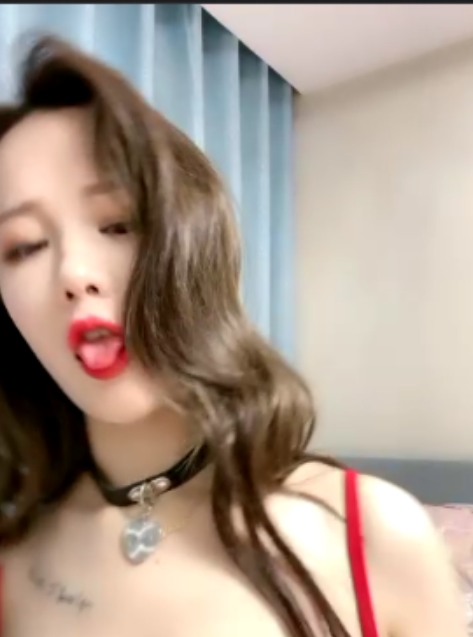 点点呀21部珍藏福利17.7G推特展示太顶了