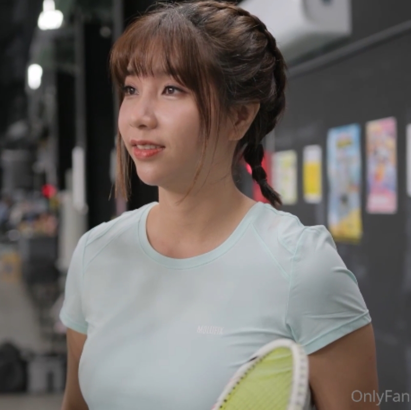 小美传媒热舞视频合集4部2.7G太诱人