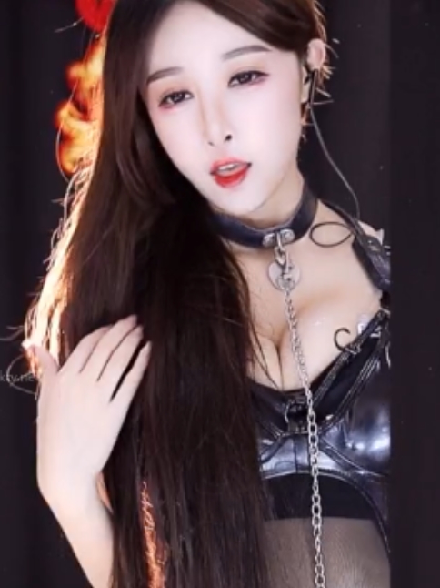 万元定制小初网易CC23v22.3G火辣合集