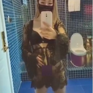 外流英语老师蜜桃吖劲爆合集88V6.64G珍藏版