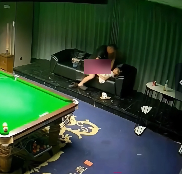 高清诱惑壹号台球厅互动视频1部1.47G推特