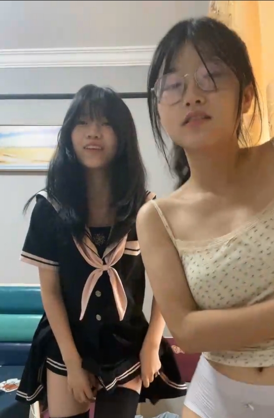 困困兔热舞6V七彩直播合集3.89G太顶了