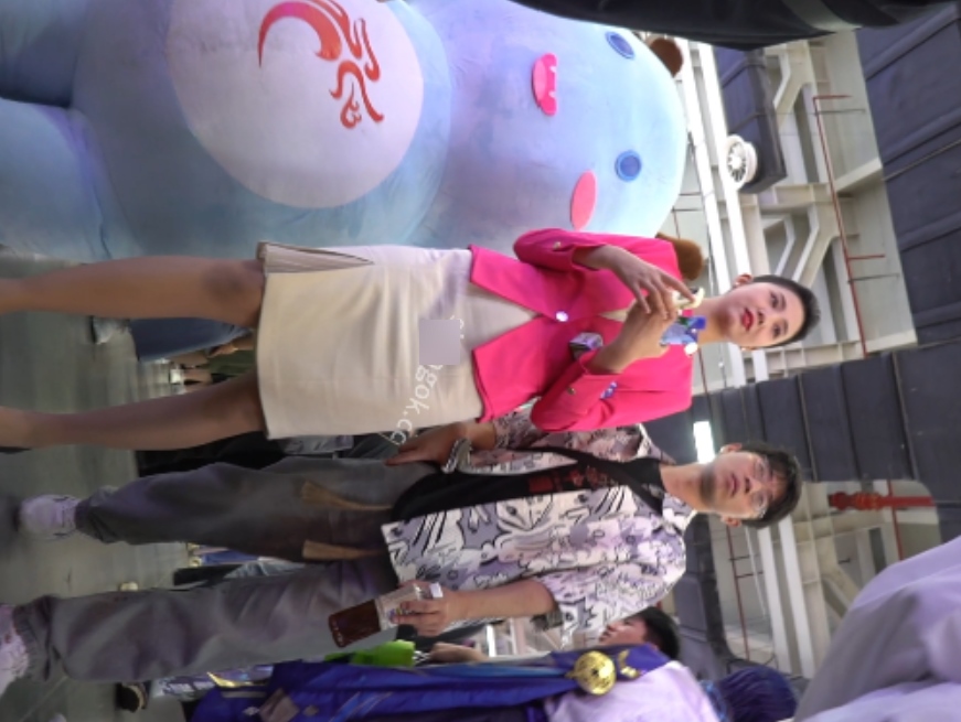 华尔兹空姐游戏展服装视频426MB感情