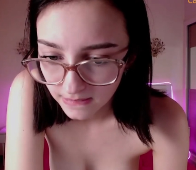 54.5G超勾人Queen_kitty圈内94部私享视频