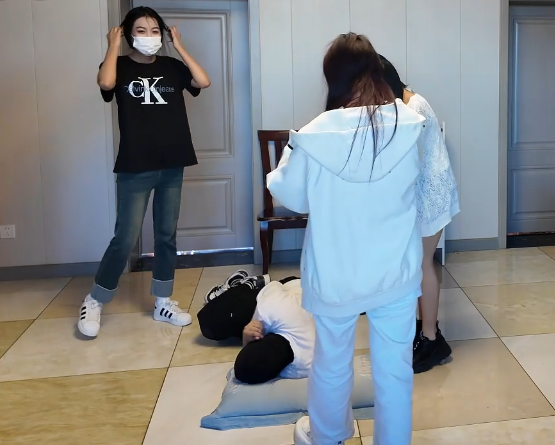 135Gpikpak精神小妹合集97部好上头