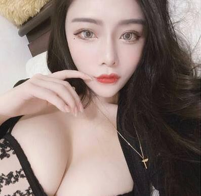 优质大眼女神直播界顶流NIni