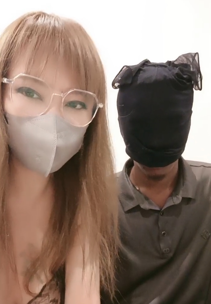 深圳老黑多人混战合集371V网盘展示773G太银乱了