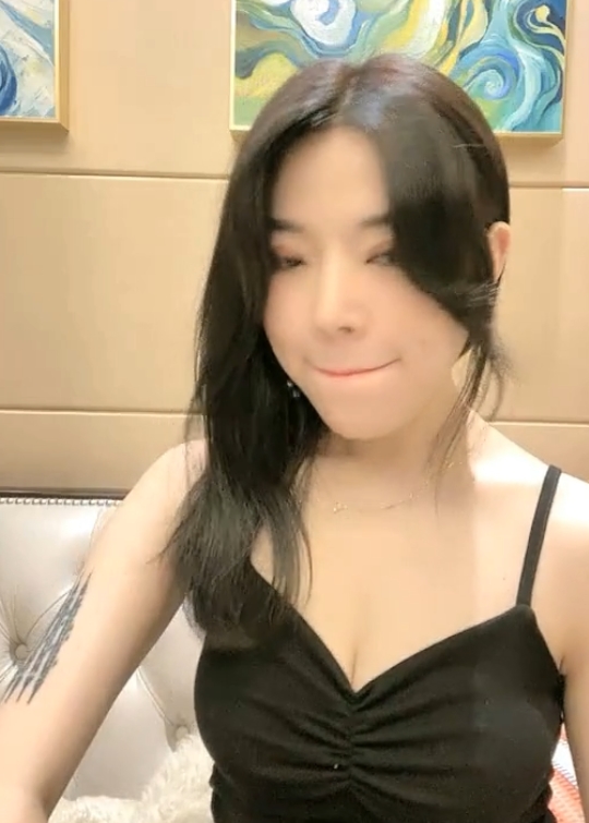 艺术小雅直播10.2G多部合集大罩杯美腿妖娆难挡