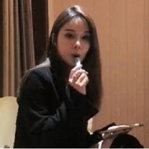 推特苏婉清私密视频1部317M高冷御姐身材绝了