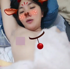 某房展示少妇无屏障撩神秘处低语出声1V315M媚眼如丝