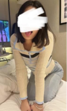 110部夫妻三人行104.65G推特肌肉男博主绝妙互动